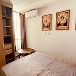 Lily Apartment